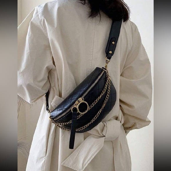 Luxe black vegan leather bum bag zipper chain Fanny pack ack crossbody bag - Picture 5 of 5